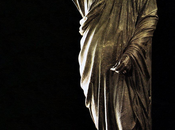 Archeologia linguistica: “L'arringatore”, statua bronzo Firenze iscrizione.