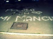 L'invasione scritte marciapiedi