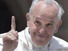 Papa Francesco Caserta, migliaia fedeli accoglierlo