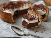 Crostata cioccolato, panna caramello.