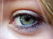 Contorno occhi, zona delicata preservare