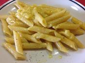 Penne alla carbonara cipolle