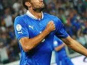 Chiellini batte Azerbaigian