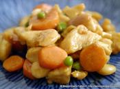 cina cucina: pollo alle mandorle piselli, carote, zenzero salsa ostriche