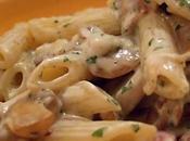 Cucina: ricetta giorno, Penne funghi piselli speck