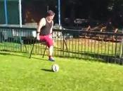 (VIDEO)Best skill season legged rainbow flick!