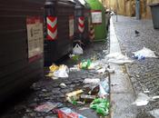 L'area Passetto Borgo. Sotto Pietro. delle zone suggestive mondo ridotta così. abituate questa situazione, normale! normale!!!