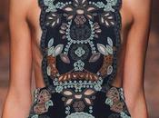 Stampe, patterns effetti superficie: bellissimi dettagli dalla settimana della moda parigi (moda donna primavera/estate 2015)