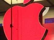 logo Apple diventa rosso giornata mondiale contro l’AIDS