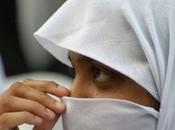 Kano(Nigeria) Ennesimo attentato mercanto Kanti Kwari parte ragazze celate dall'hijab