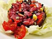 Tartare tonno fresco capperi, olive pinoli.