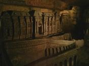 Parigi insolita sotterranea: visita alle catacombe