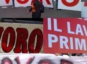 Italia presenti milioni persone hanno lavoro cercano. Preoccupante confronto l’Unione Europea