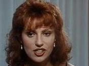 Signorina,se nuovo..il professor Michelone..al telefono…gli risponda cortesia..che siamo riunione….grazie+