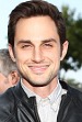 Andrew West dopo unise pilot “Dead People”