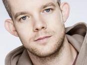 Russell Tovey Looking contento essere effeminato