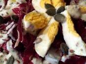 Insalata Radicchio semi vari uova sode salsa allo yogurt soia