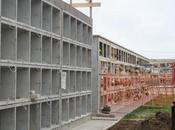 Salme sfrattate cimitero Afragola. sindaco: “Non posto”