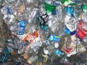 Rifiuti, proposta Legambiente Corepla: “Stop agli imballaggi plastica nelle discariche entro 2020″
