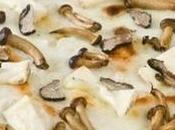 Pizza chiodini tartufo taleggio.