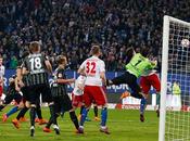 Bundesliga, Amburgo-Friburgo 1-1: Rothosen all’ultimo respiro