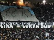 “Vesuvio, lavali!”. Juventus condannata risarcire tifoso azzurro