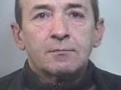 Tenta rubare l’autoradio botte Carabinieri