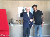 Milan, ufficiale luiz adriano