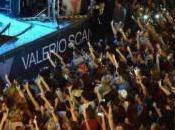 Folla imponente concerto Valerio Scanu Salerno chiuso “Notte Bianca”
