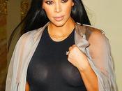 Kardashian incinta super sexy Londra