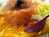 Indovinato abbinamento dello chef stellato Herbert Hintner: Riesling Montiggl della cantina Michele Appiano Tartare salmerino marinato