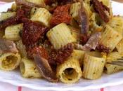 Pasta fredda pomodori secchi acciughe
