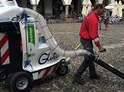 PAVIA. spazzatrice elettrica pulire centro storico. presentazione stamattina