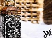 PACKAGING DESIGN origini caso Jack Daniels