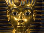 maschera funeraria Nefertiti?