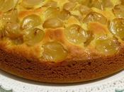 Torta allo yogurt, miele bianca