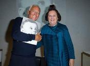 Suzy Menkes presenta libro 'Giorgio Armani'