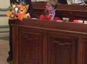 PAVIA. ritorno Elena Madama consiglio fiori applausi.