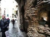 Crollo Teatro Romano Napoli: strada riparata privato