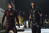 “Arrow”/“The Flash”: nuove foto crossover