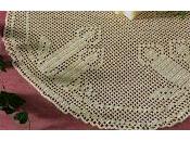 Decorazioni uncinetto Natale: Centro candele natalizie