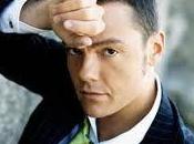 Tiziano Ferro: sospeso tour palasport motivi salute