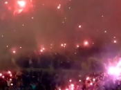 (VIDEO)Anche tifosi Peñarol(Uruguay) sanno colore rumore...! Class pyroshow!
