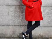 Outfit coat black skinny jeans come abbinare cappotto rosso