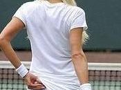 Paris Hilton gioca tennis smutandata