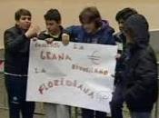 Napoli catene riapertura Villa Floridiana (26.03.11)