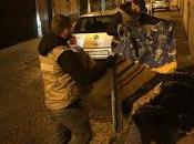 PAVIA. L'"Inverno caldo" della Salamandra Pavia: coperte senza tetto.