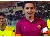 Bolivia Hanno magliette uguali, usano quelle false della Roma perdono