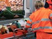 Salerno, sangue banchi scuola: accoltellato giovane studente