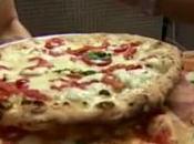 Video. torna Napoli: migliore pizza mondo mangia qui”